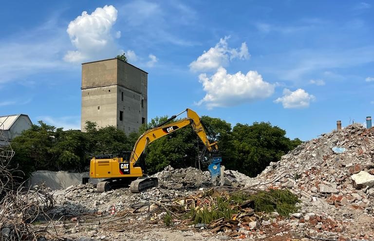 Devertrans se remarcă prin angajamentul față de calitate, precizie și siguranță